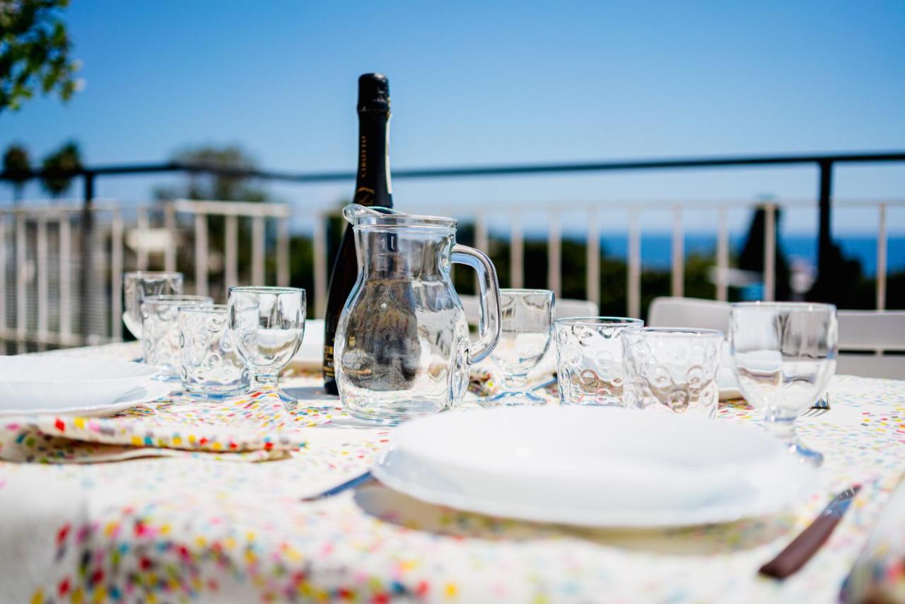 Tre Ponti Panoramic Seaview Apartment 산레모 외부 사진
